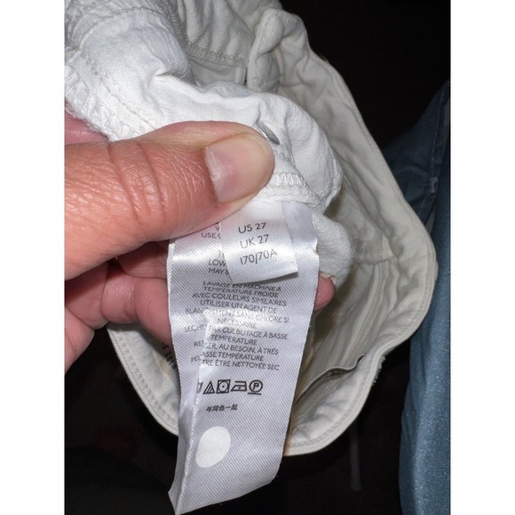 Anthropologie Pilcro Distressed Slim Boyfriend Cropped Jeans Size 27/24" inseam - Picture 5 of 6